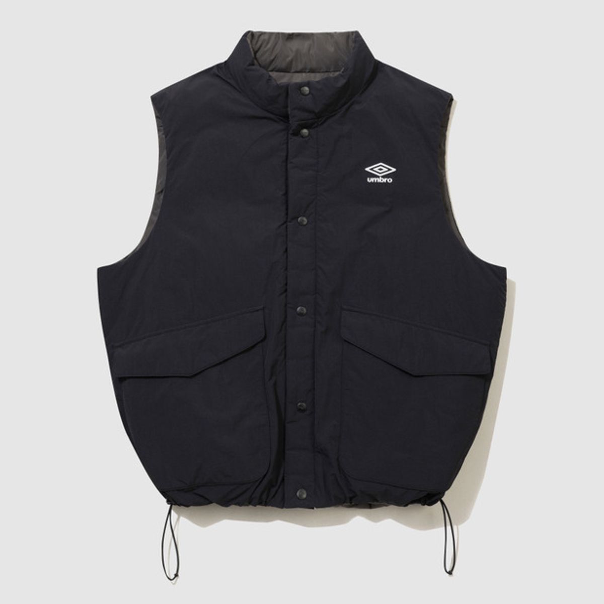 엄브로(UMBRO) 멀티유즈 리버서블 패딩 베스트 블랙 UQ421CPVO1