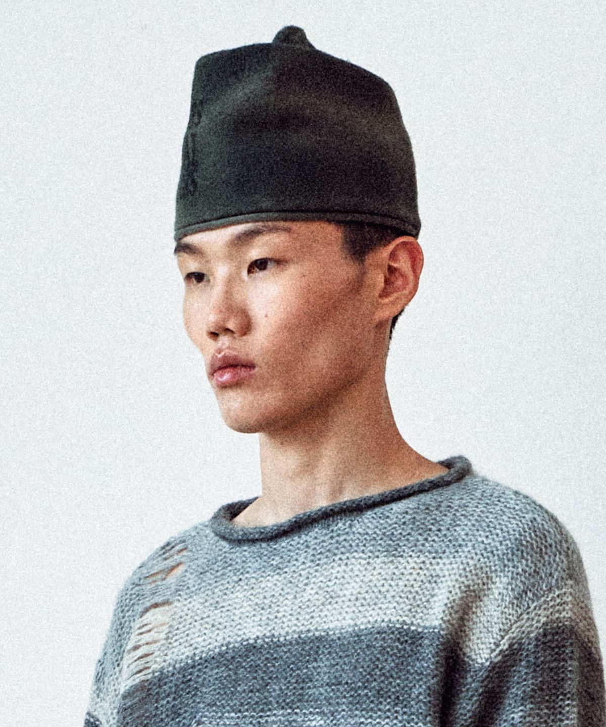 더바이닐하우스(THEVINYLHOUSE) PATTERN BEANIE KHAKI