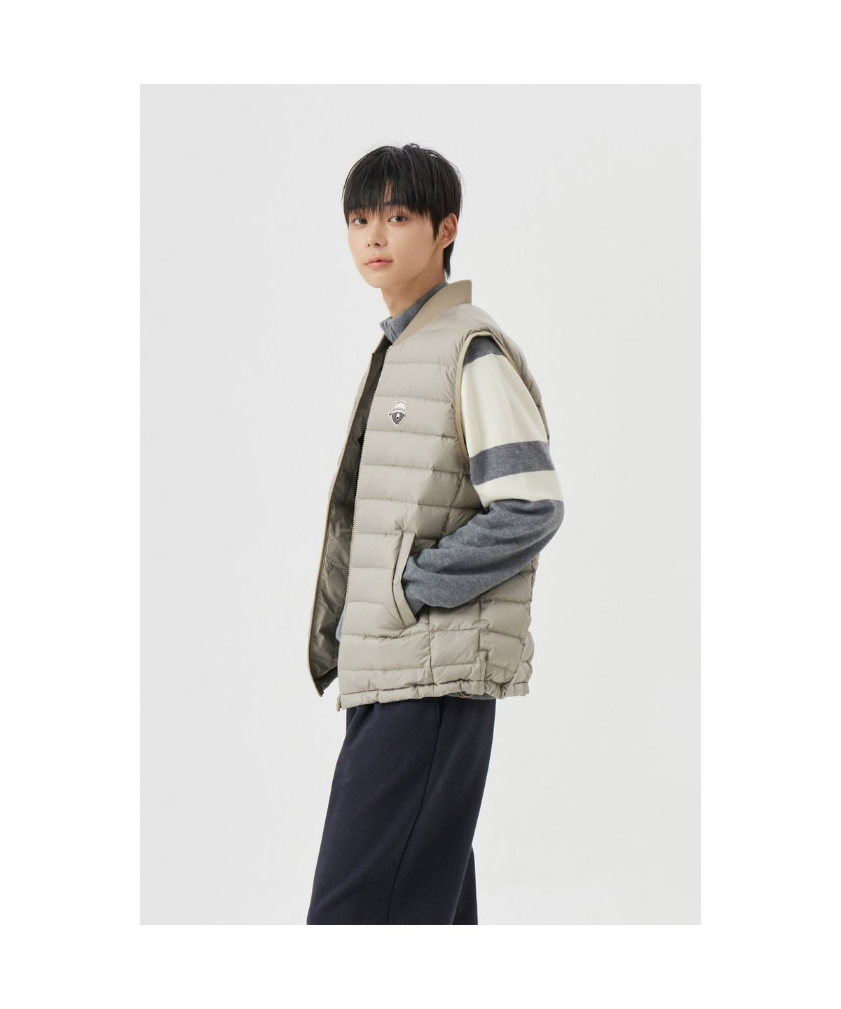 골든베어(GOLDEN BEAR) Lightweight Down Vest G4VAW25811GYX