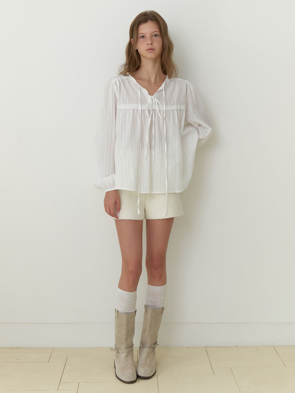 리엘(RE L) Florence ribbon blouse (ivory)