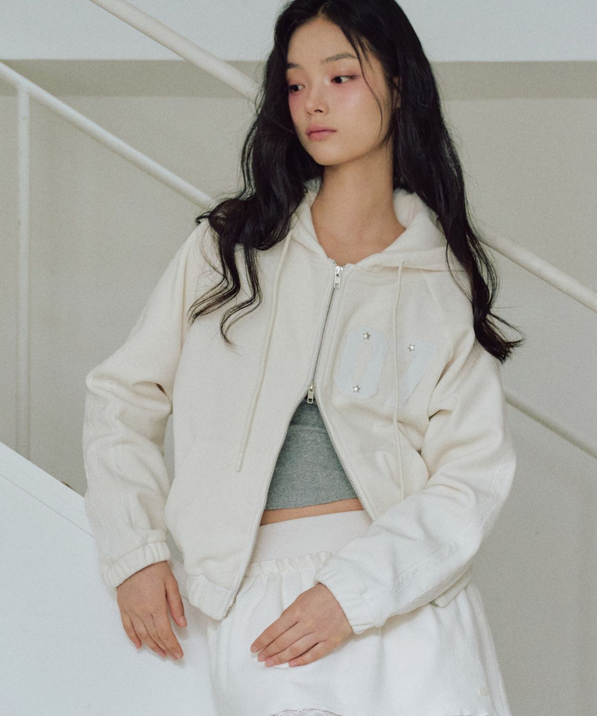 제로플래닛(ZEROPLANET) 클로이 벨로아 후드 집업 [IVORY]
