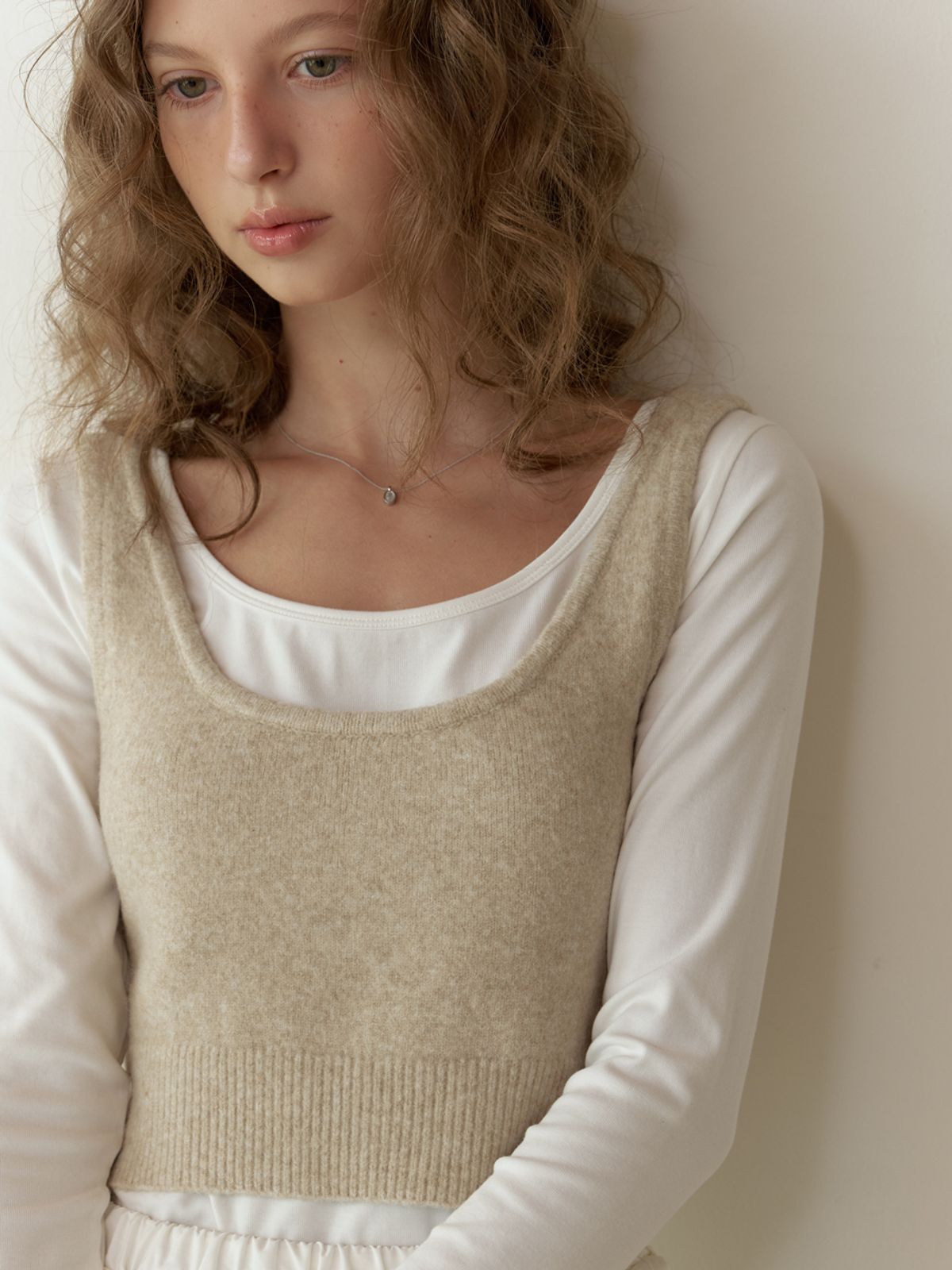 리엘(RE L) Peche knit vest (beige)