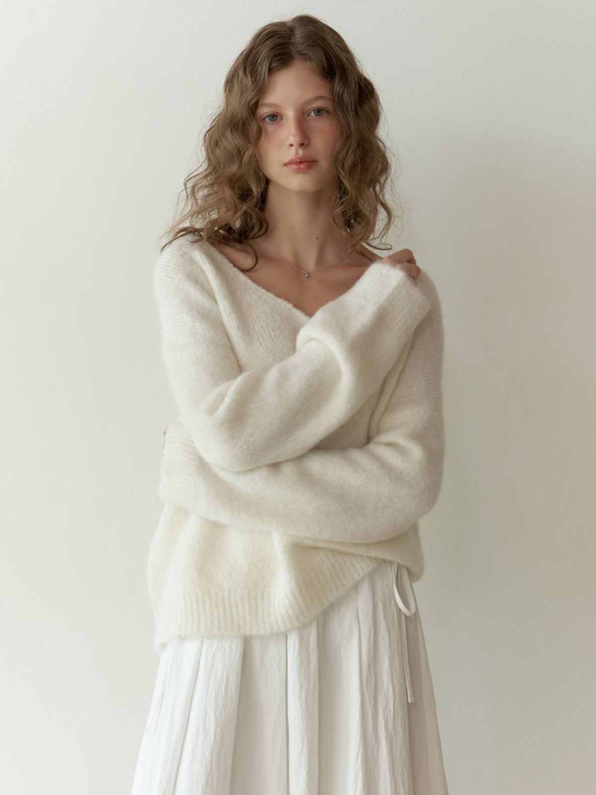 리엘(RE L) Bubb overfit v knit (ivory)
