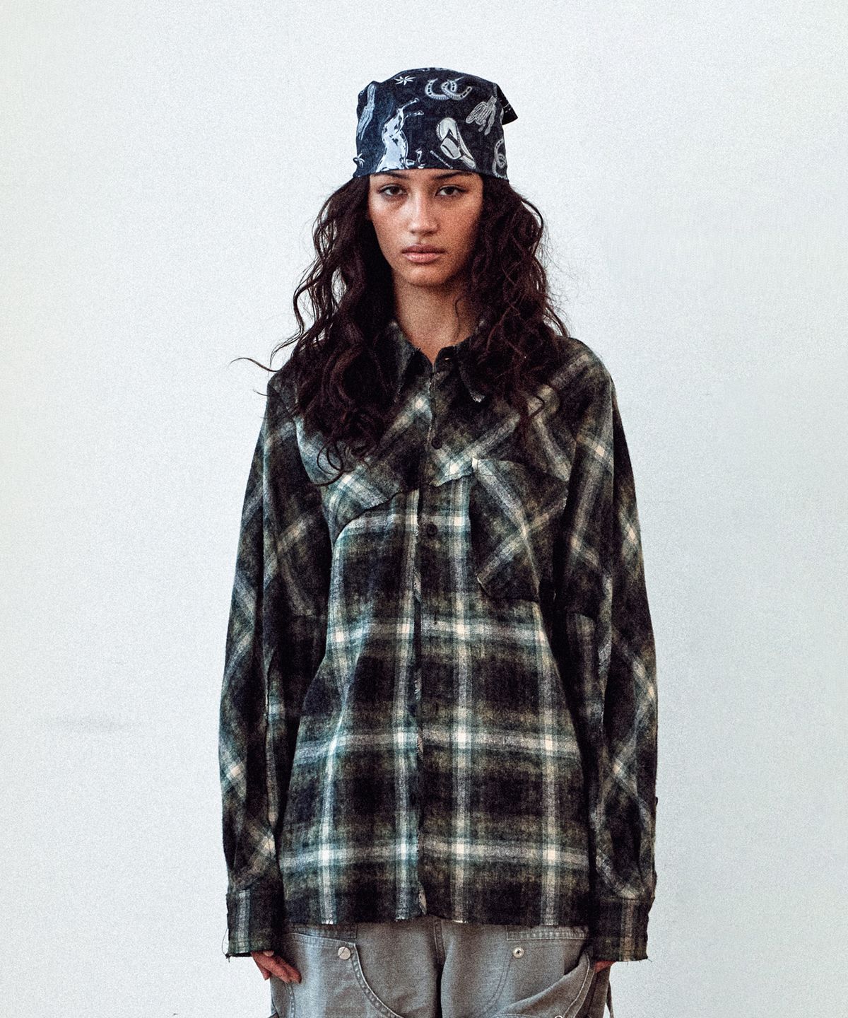 더바이닐하우스(THEVINYLHOUSE) BLEACHED CHECK SHIRTS GREEN
