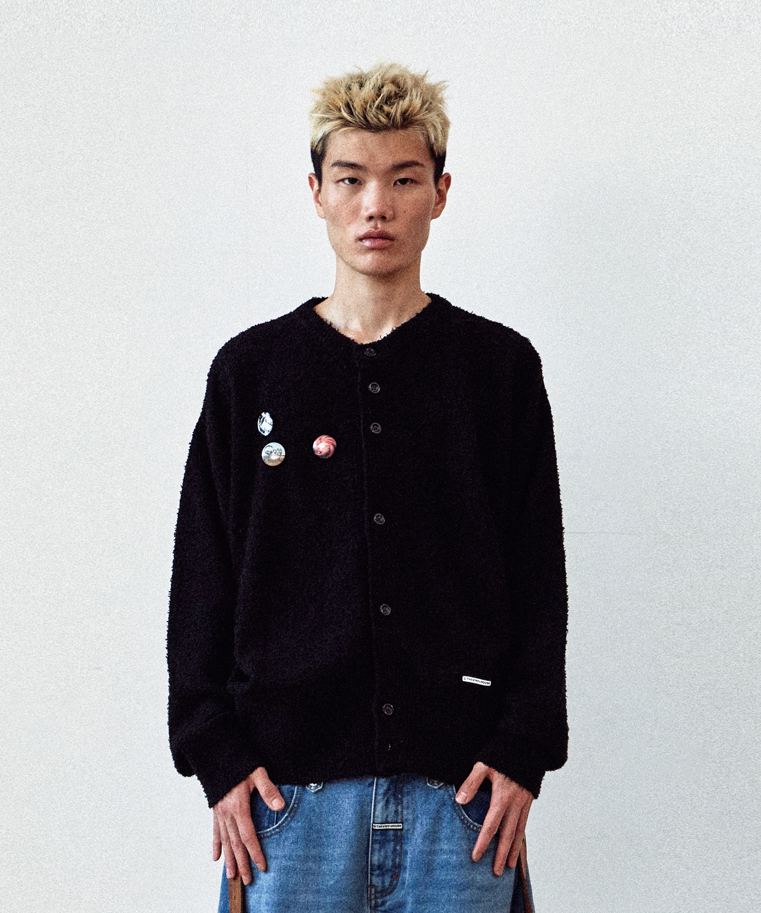 더바이닐하우스(THEVINYLHOUSE) ROUND NECK CARDIGAN BLACK - 사이즈