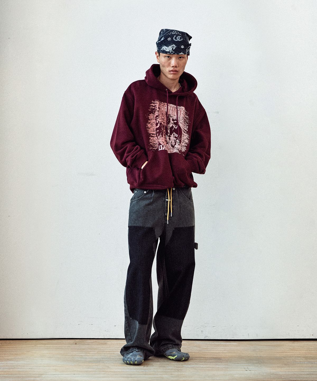 더바이닐하우스(THEVINYLHOUSE) VINTAGE TWO-TONE HOODIE BURGUNDY