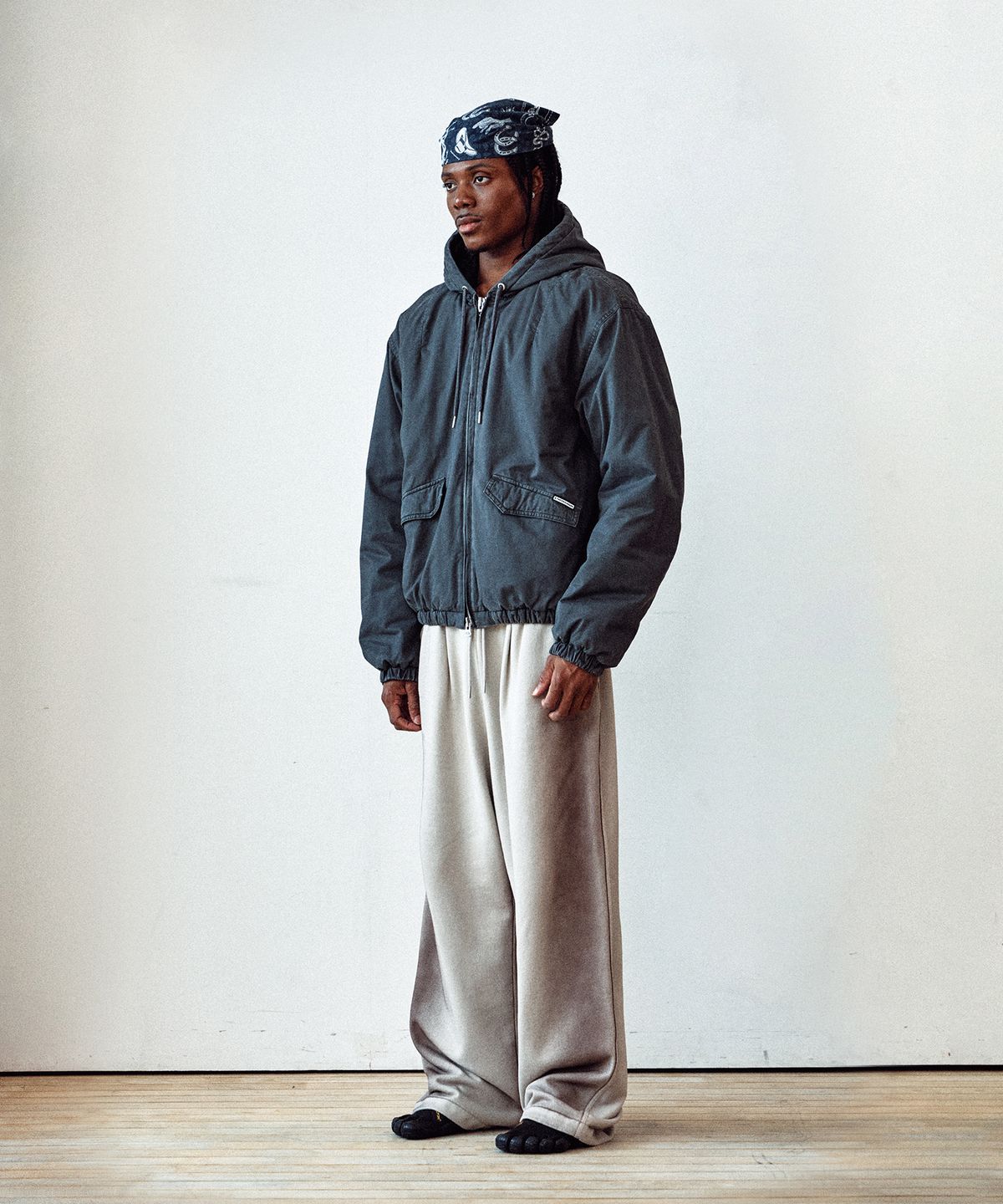 더바이닐하우스(THEVINYLHOUSE) PADDED WORK JACKET CHARCOAL