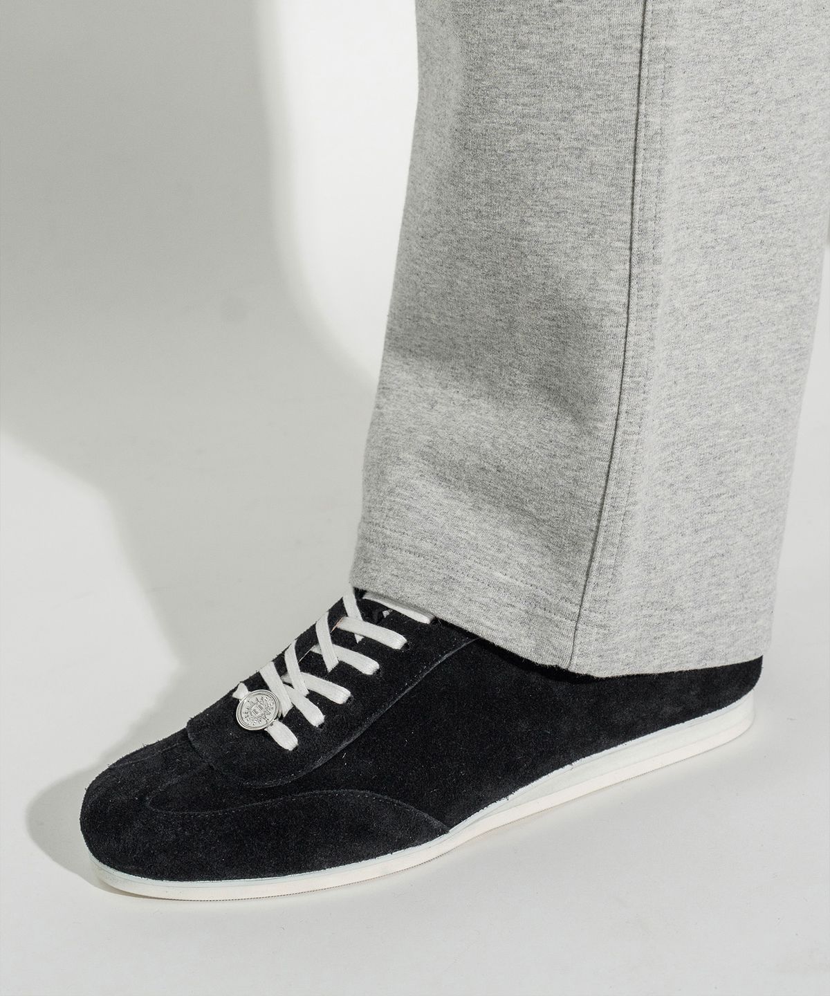 올클래식(ALLCLASSIC) 7100 헬리오스 펜던트 스니커즈_black suede