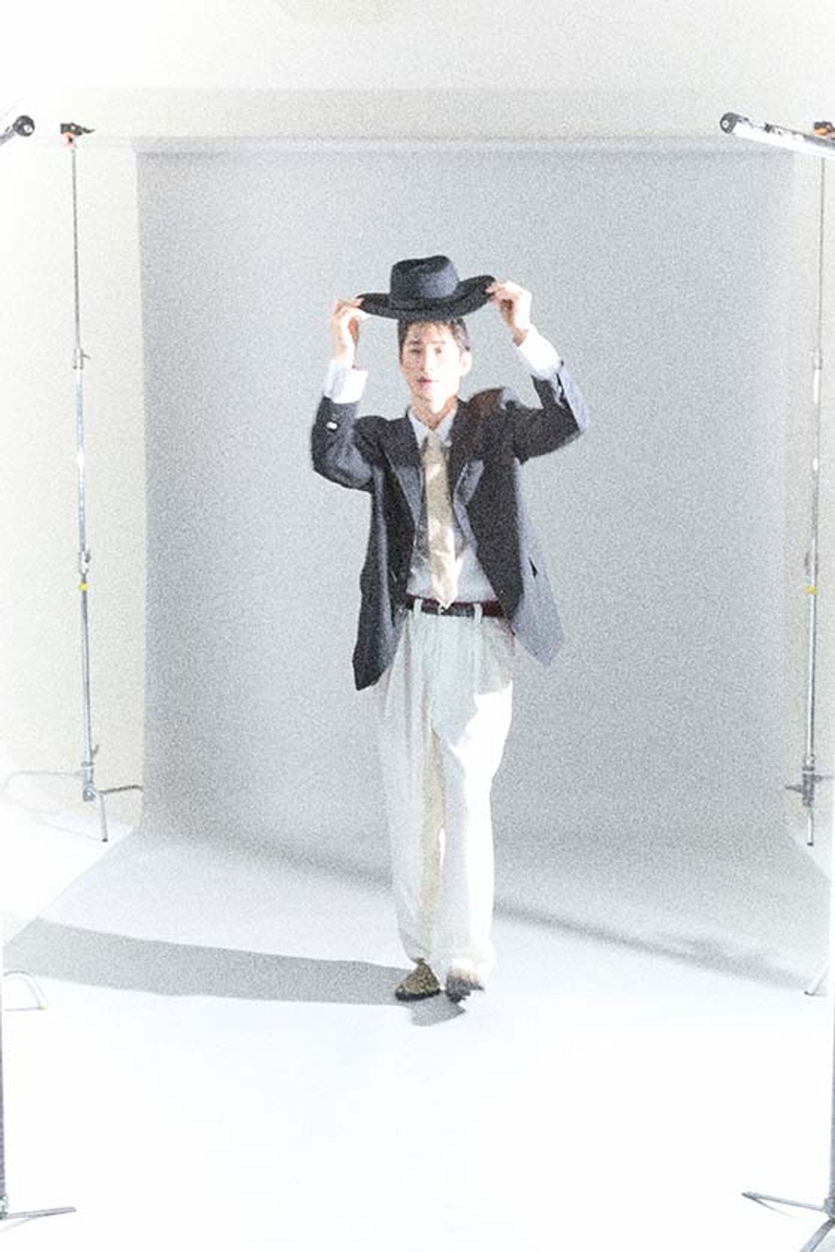 오디너리피플(ORDINARY PEOPLE) Re : Stripe Crest Deconstructed Shirt [WHITE]