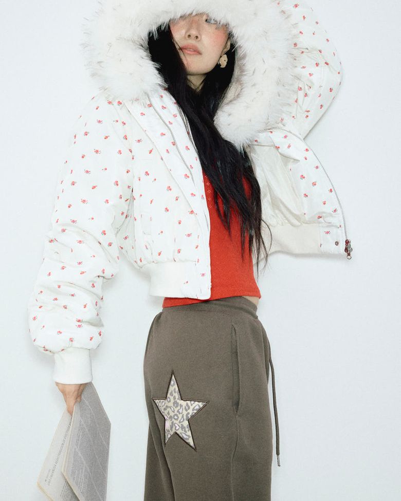 MUSINSA公式 | YOUHEE FLOWER MA-1 FUR HOOD JUMPER IVORY