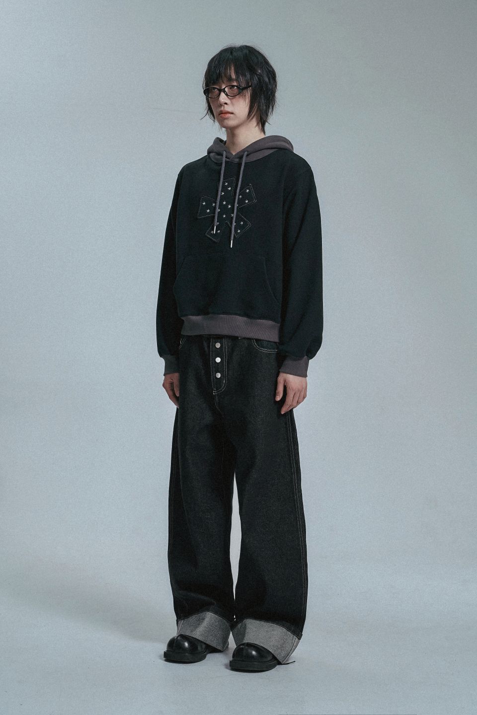 MUSINSA公式 | MOO シンチバックロールアップインディゴデニムパンツ