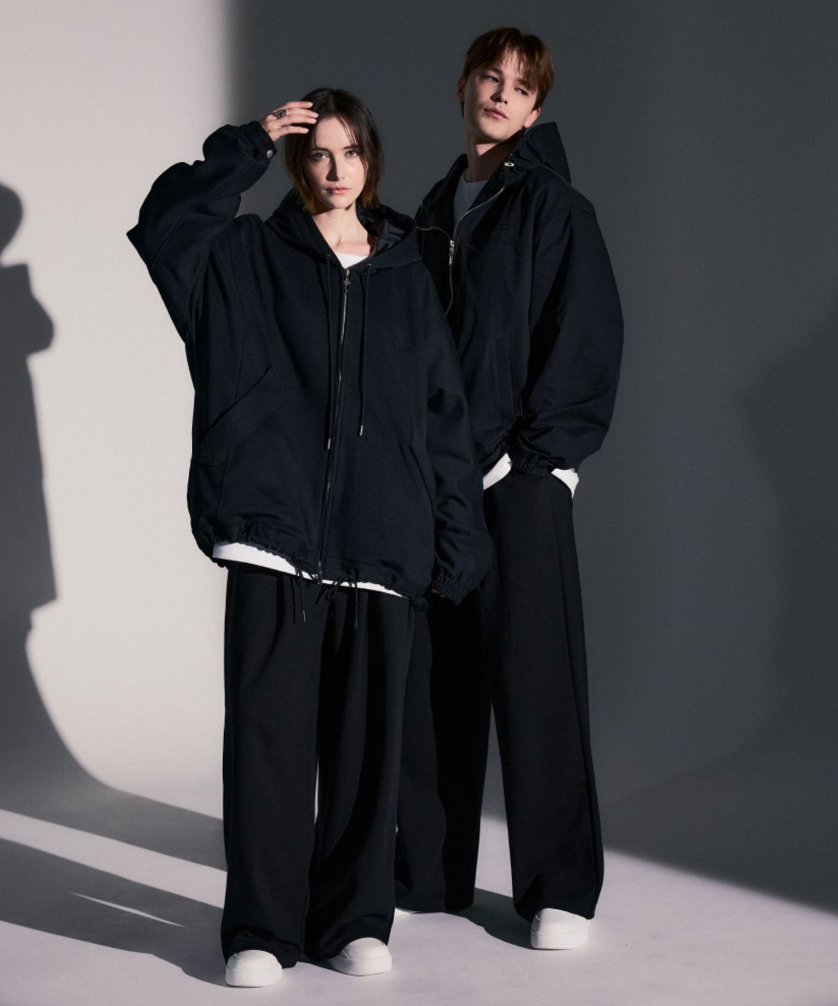 메종 드 누아(MAISON DE NOIR) NOIR WIDE SWEAT PANTS
