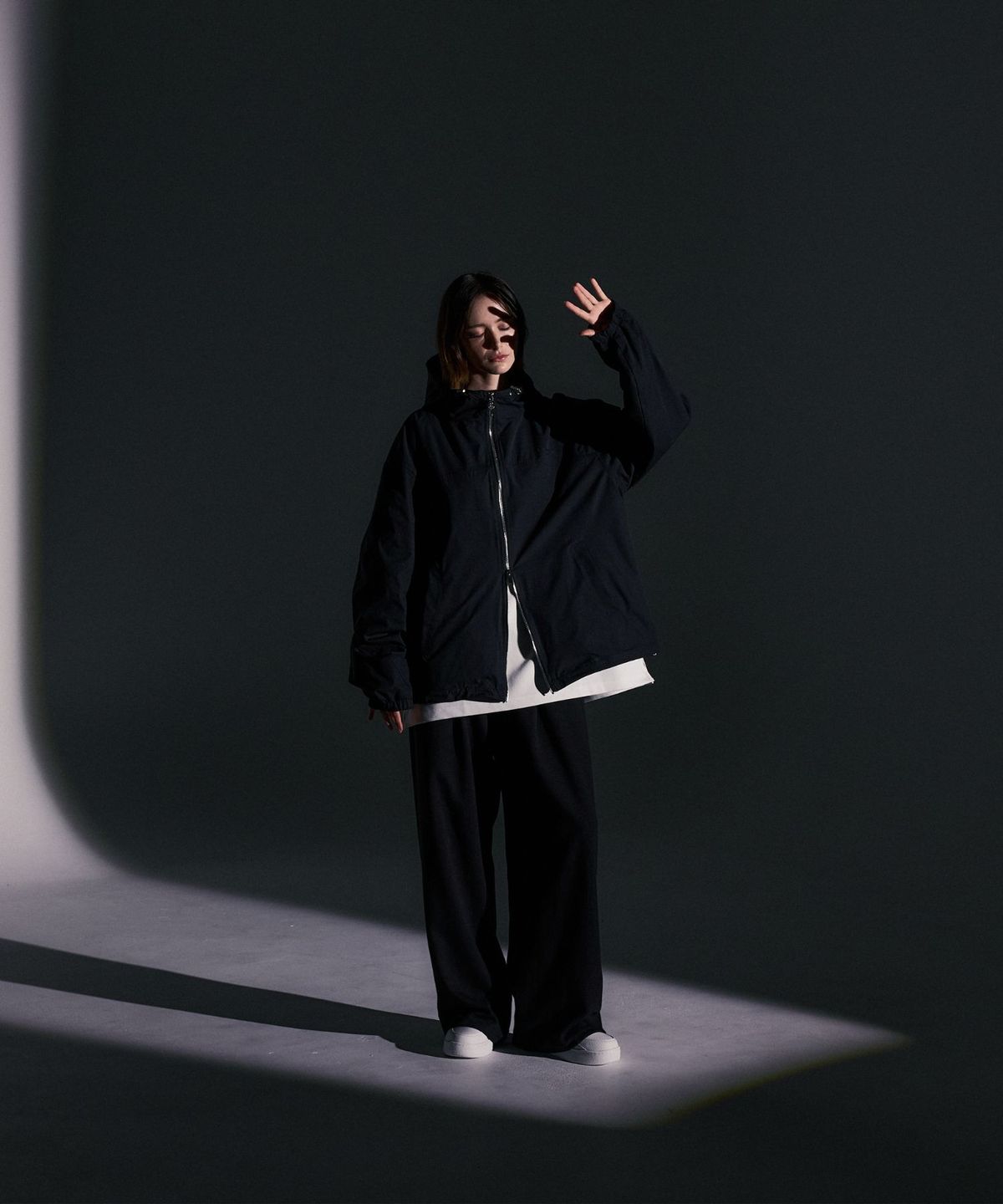 메종 드 누아(MAISON DE NOIR) LIGNÉE NOIR HOOD BLOUSON JACKET