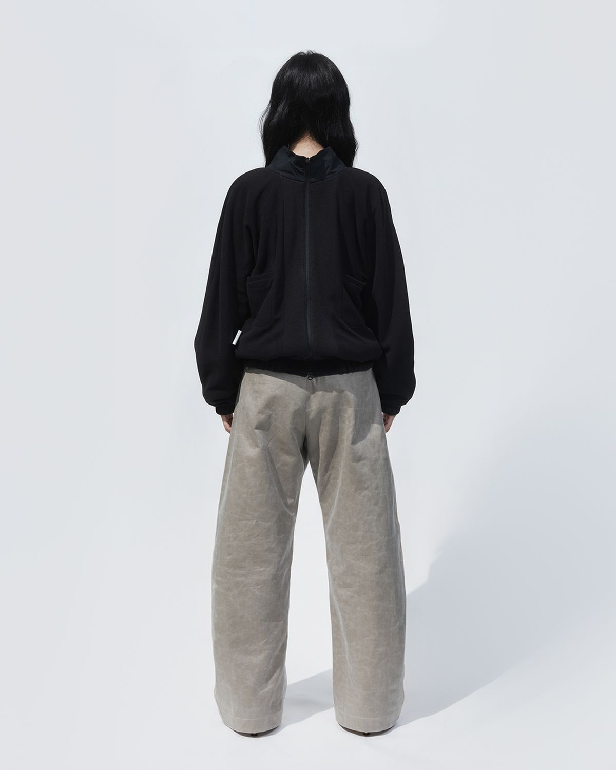 에키에타(EKIETA) Rally Pants in Pebble