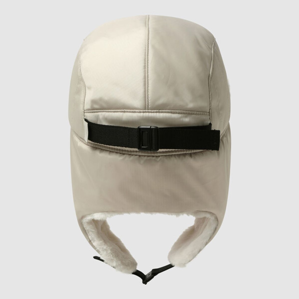 엄브로(UMBRO) 퍼 고소모 베이지 UR423CCPN1