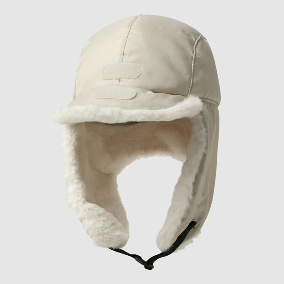 엄브로(UMBRO) 퍼 고소모 베이지 UR423CCPN1