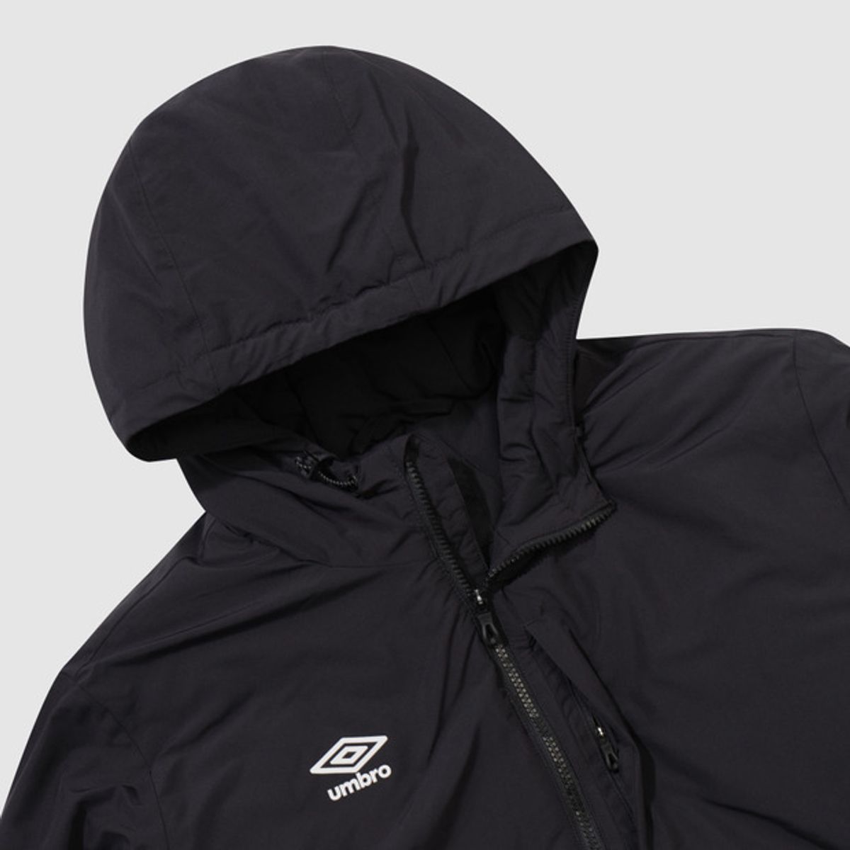 엄브로(UMBRO) 베이직 후드형 패딩 자켓 블랙 UQ421SPJO1