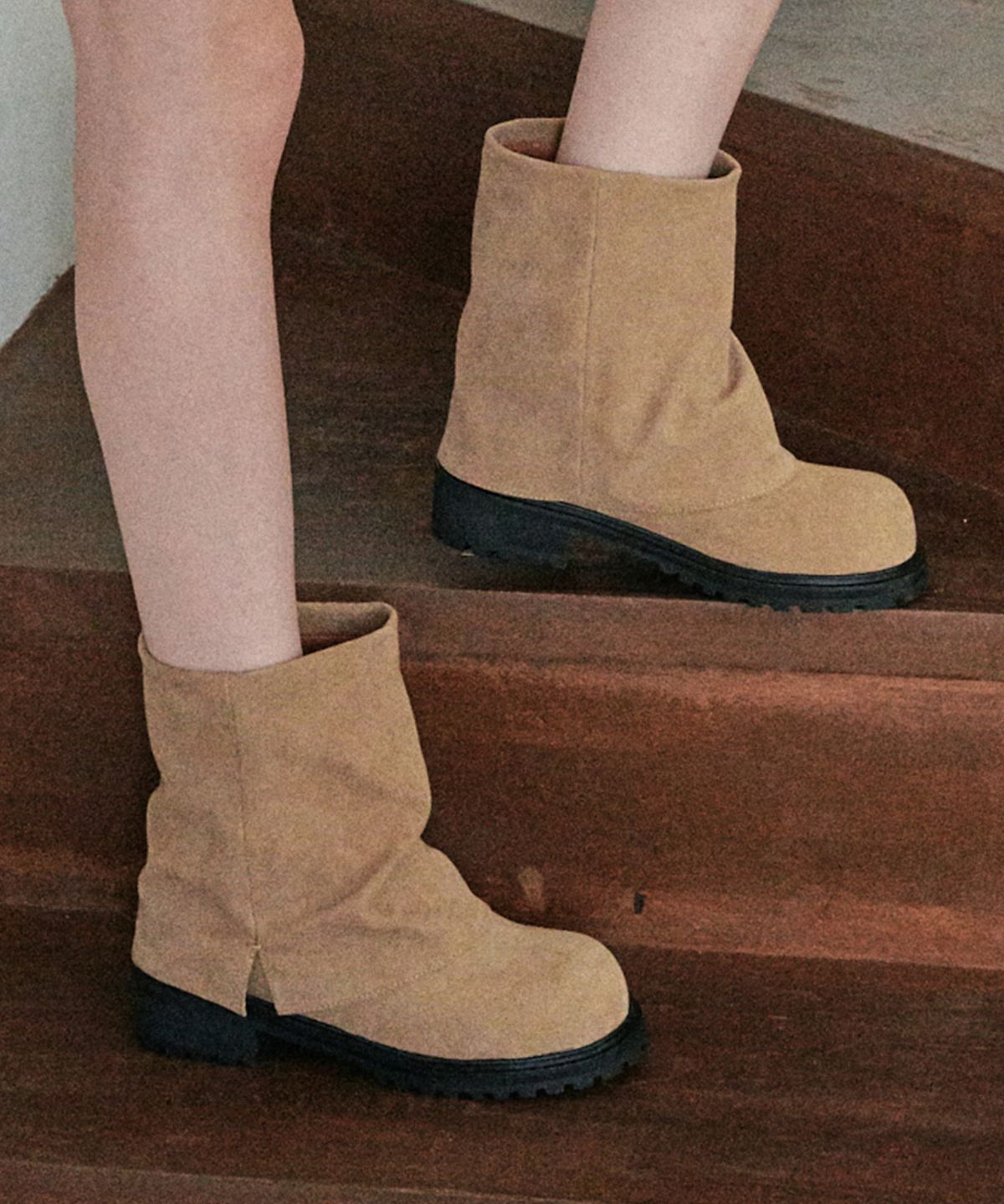 프리플라(FRI FLA) ljh7126 Loose Fit Ankle Boots - 3 Colors