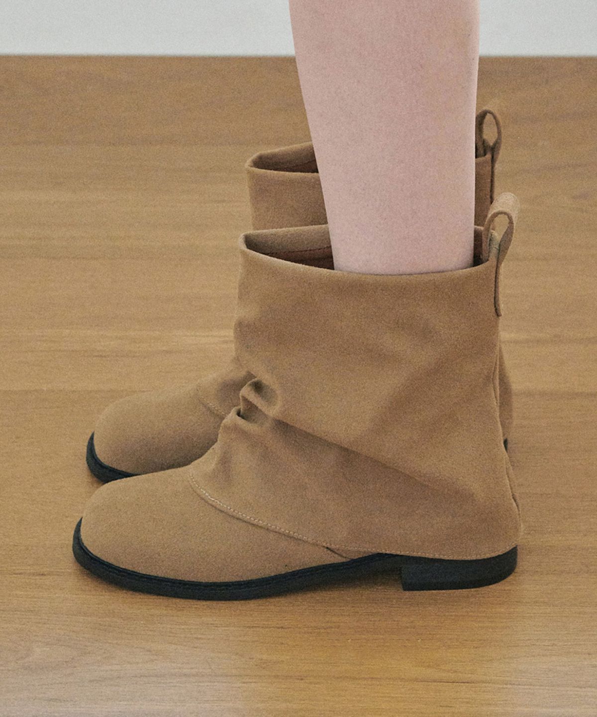 프리플라(FRI FLA) ljh7128 Relaxed Ankle Boots - 3 Colors