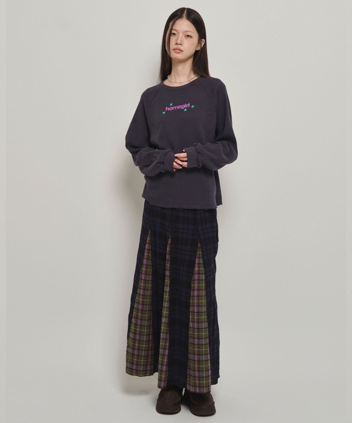 홈바디띵즈(HOMEBODY THINGS) HOMEGIRL WAFFLE CREW SWEAT (NAVY)