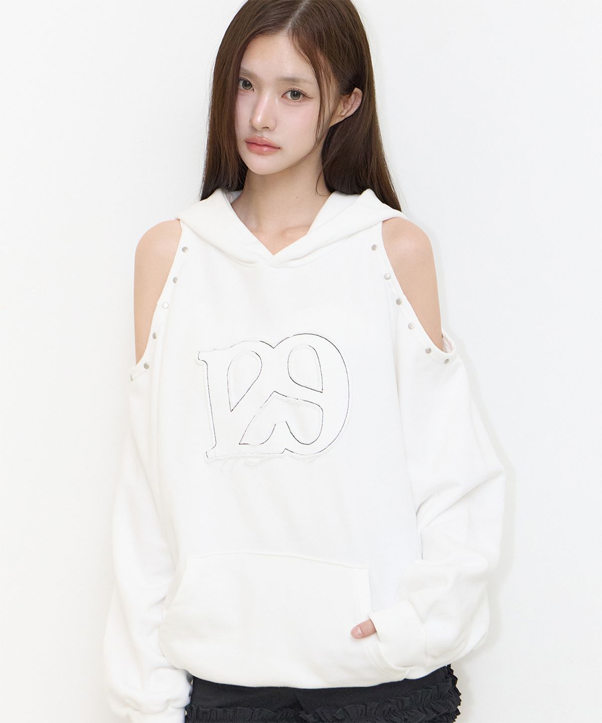 일리고(ILLIGO) 129 컷아웃 오버핏 후드티 화이트