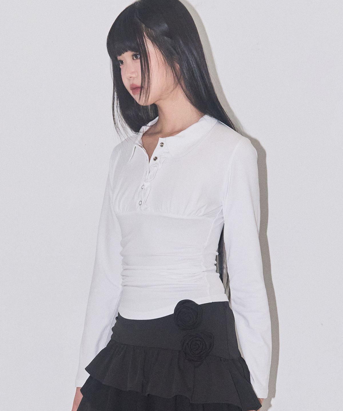 일리고(ILLIGO) 카라넥 셔링 탑 화이트