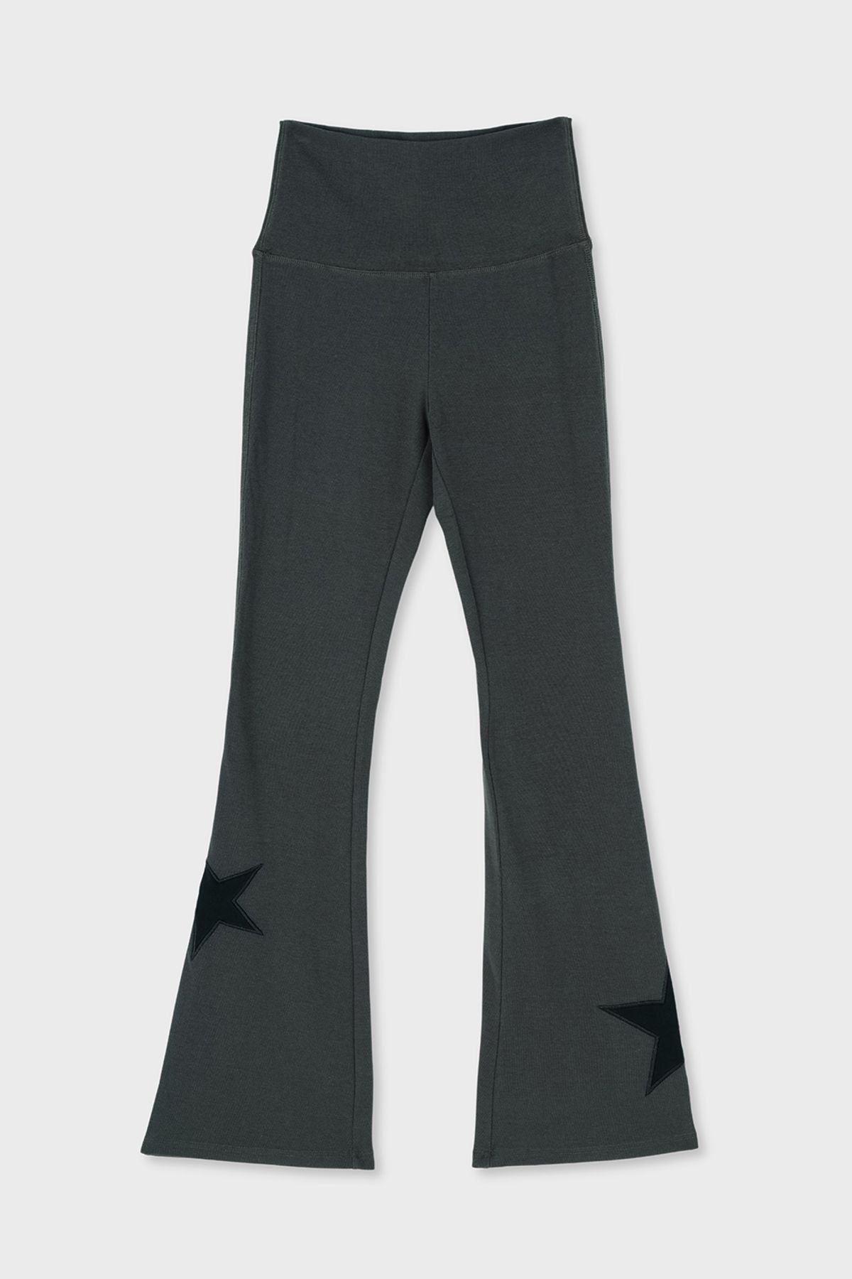 홈바디띵즈(HOMEBODY THINGS) STAR PATCH FLARE PANTS (CHARCOAL)