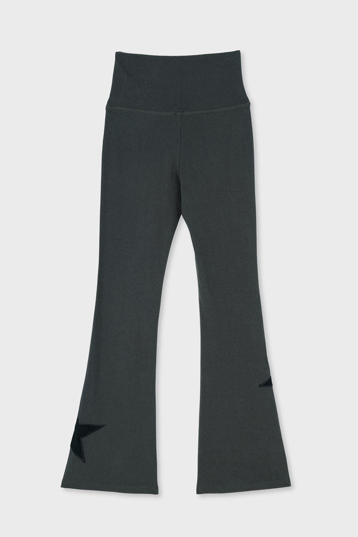 홈바디띵즈(HOMEBODY THINGS) STAR PATCH FLARE PANTS (CHARCOAL)