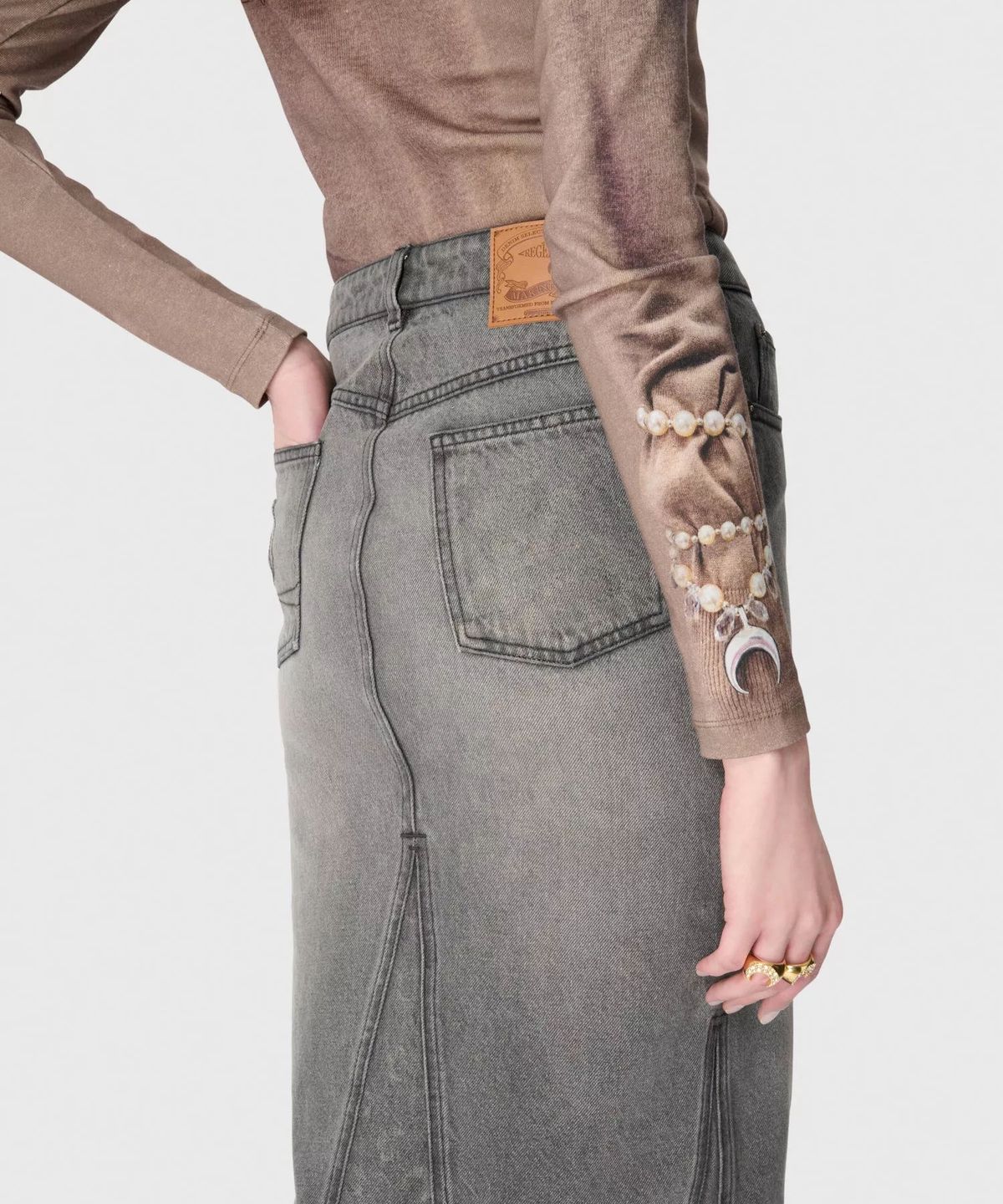 마린 세르(MARINE SERRE) (W) 트롱프 뢰유 니트 저지 롱슬리브 티셔츠 베이지 TROMPE-LOEIL KNIT JERSEY LS T-SHIRT BG20 BEIGE