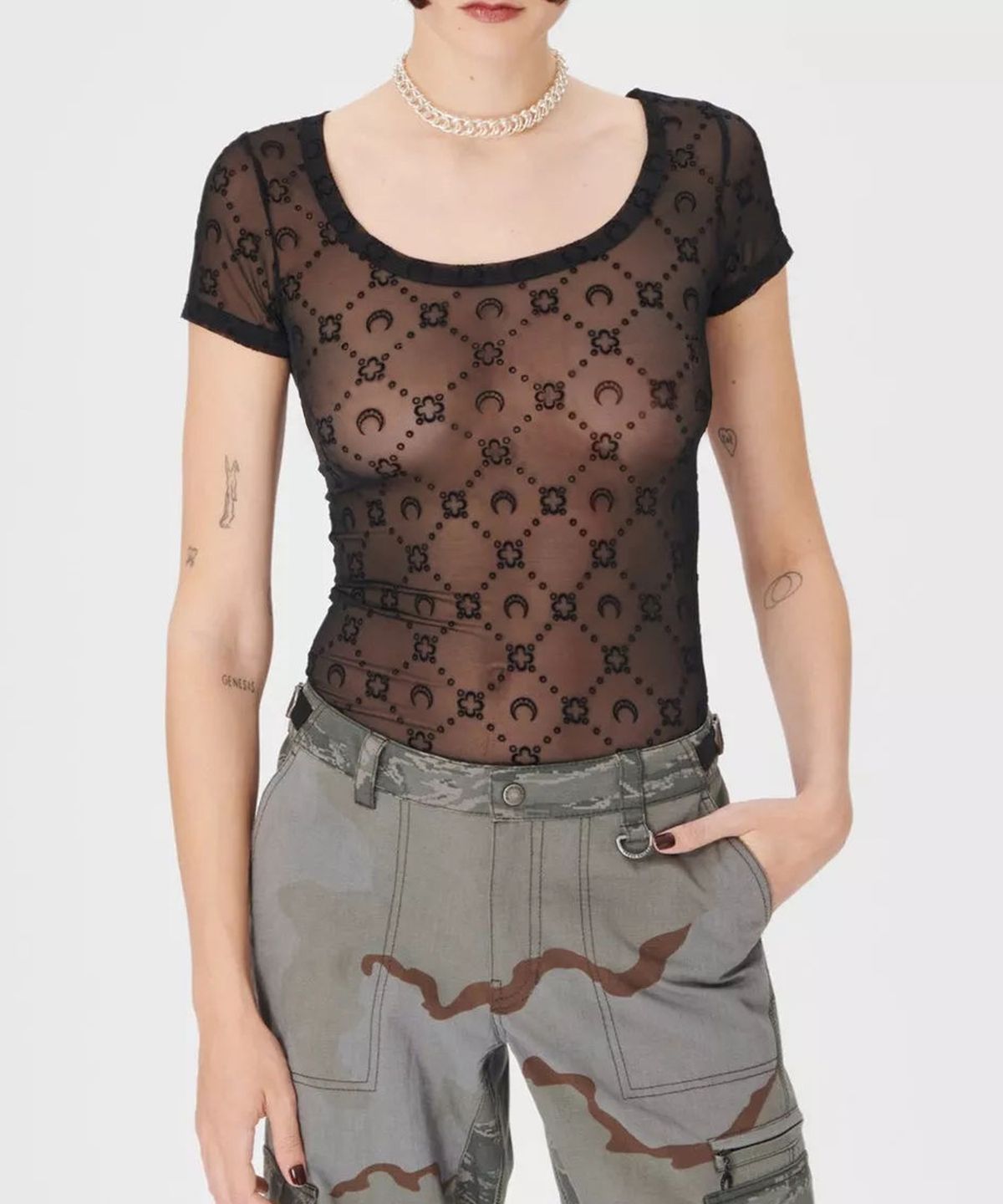 마린 세르(MARINE SERRE) (W) 무노그램 매쉬 플록 숏슬리브 라운드넥 탑 블랙 MOONOGRAM MESH FLOCK SS ROUNDNECK TOP BK99 BLACK