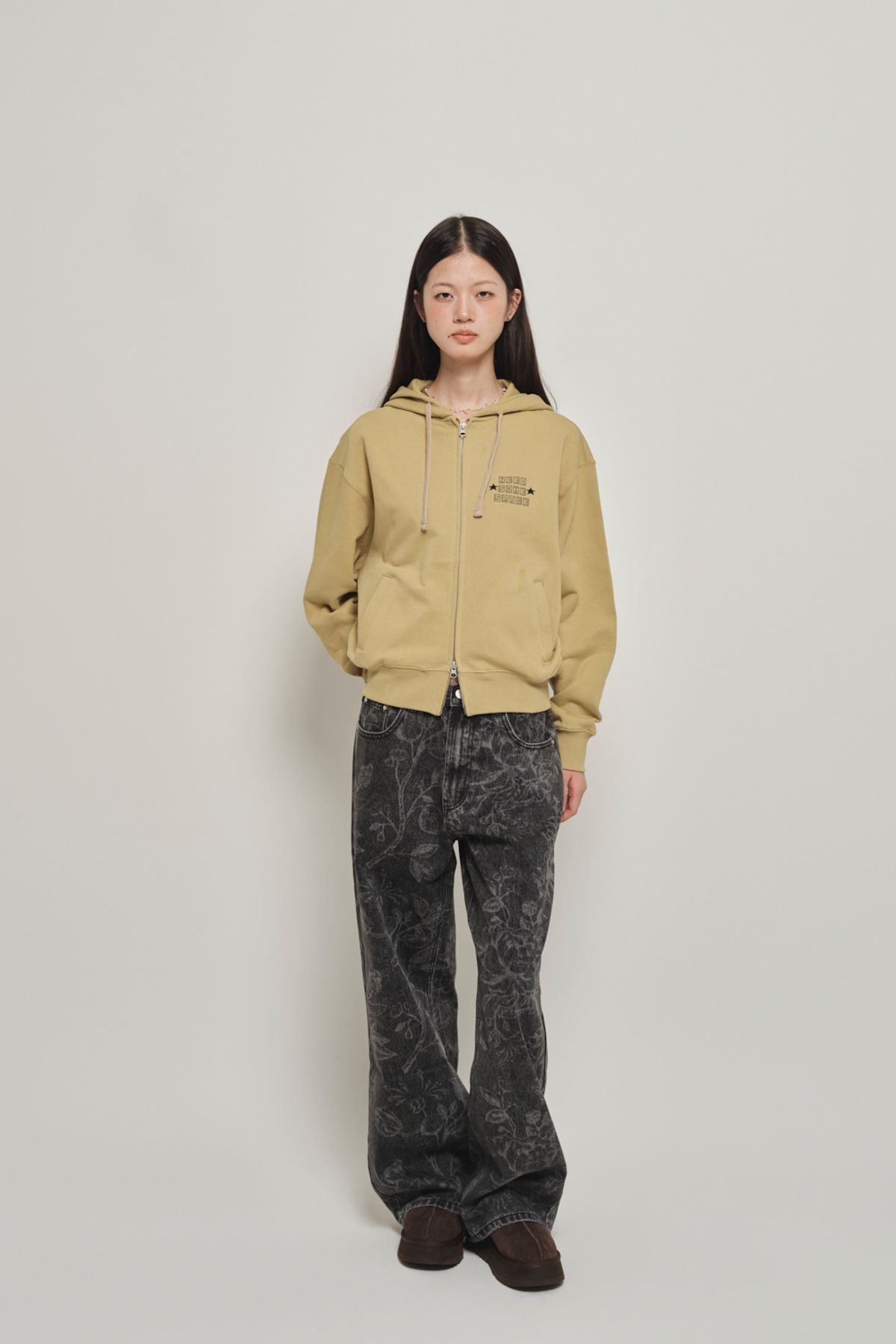 홈바디띵즈(HOMEBODY THINGS) FLORAL WASHED WIDE DENIM
