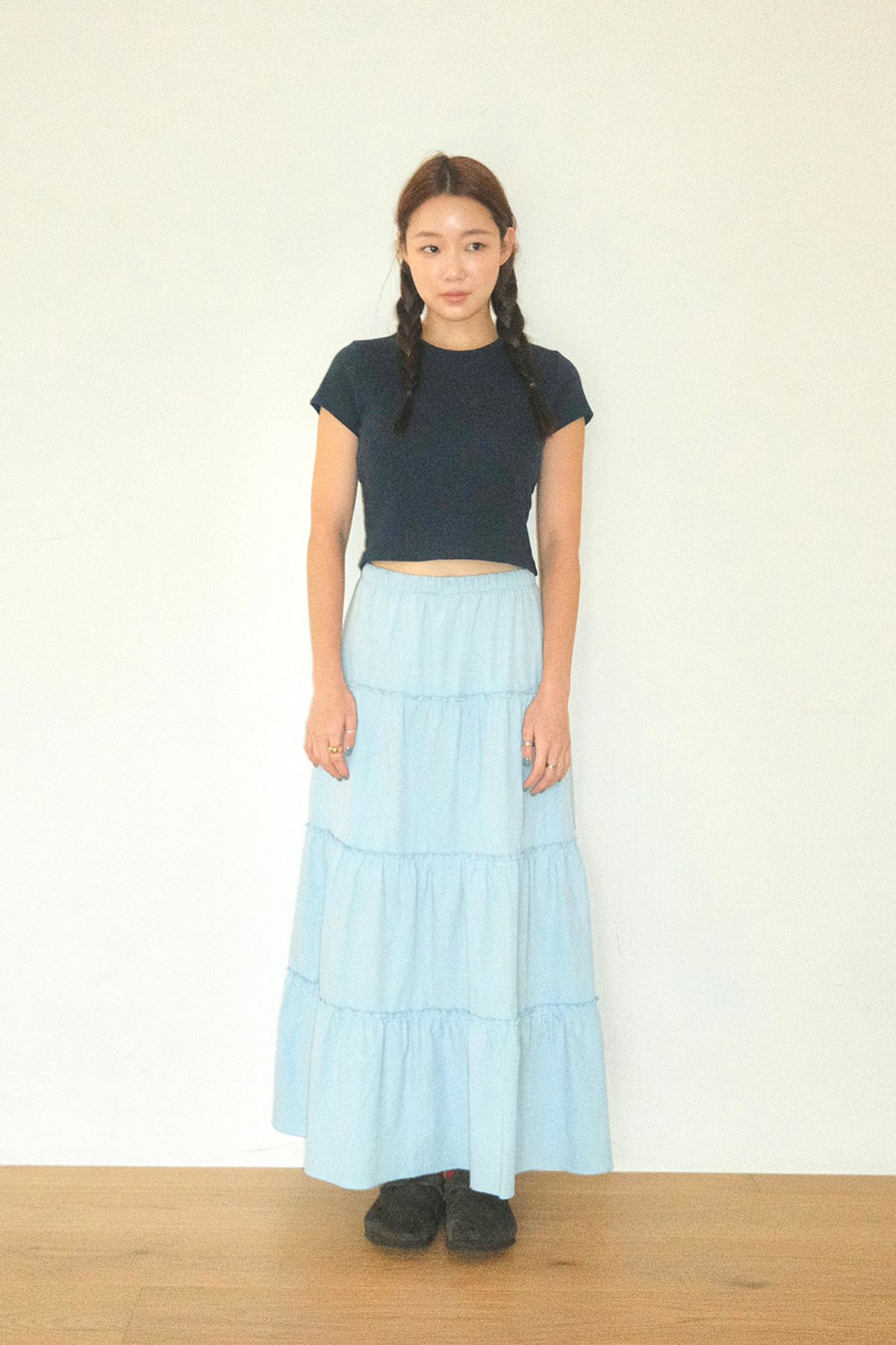 홈바디띵즈(HOMEBODY THINGS) Maxi Shirring Flare Skirt (SKY BLUE)