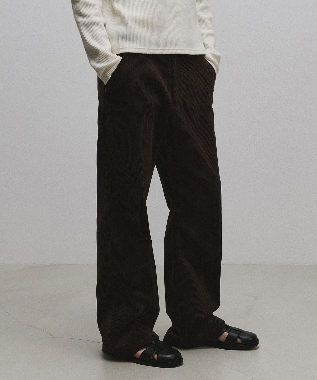 롤링스튜디오(ROLLINGSTUDIOS) CORDUROY FLARED PANTS BROWN