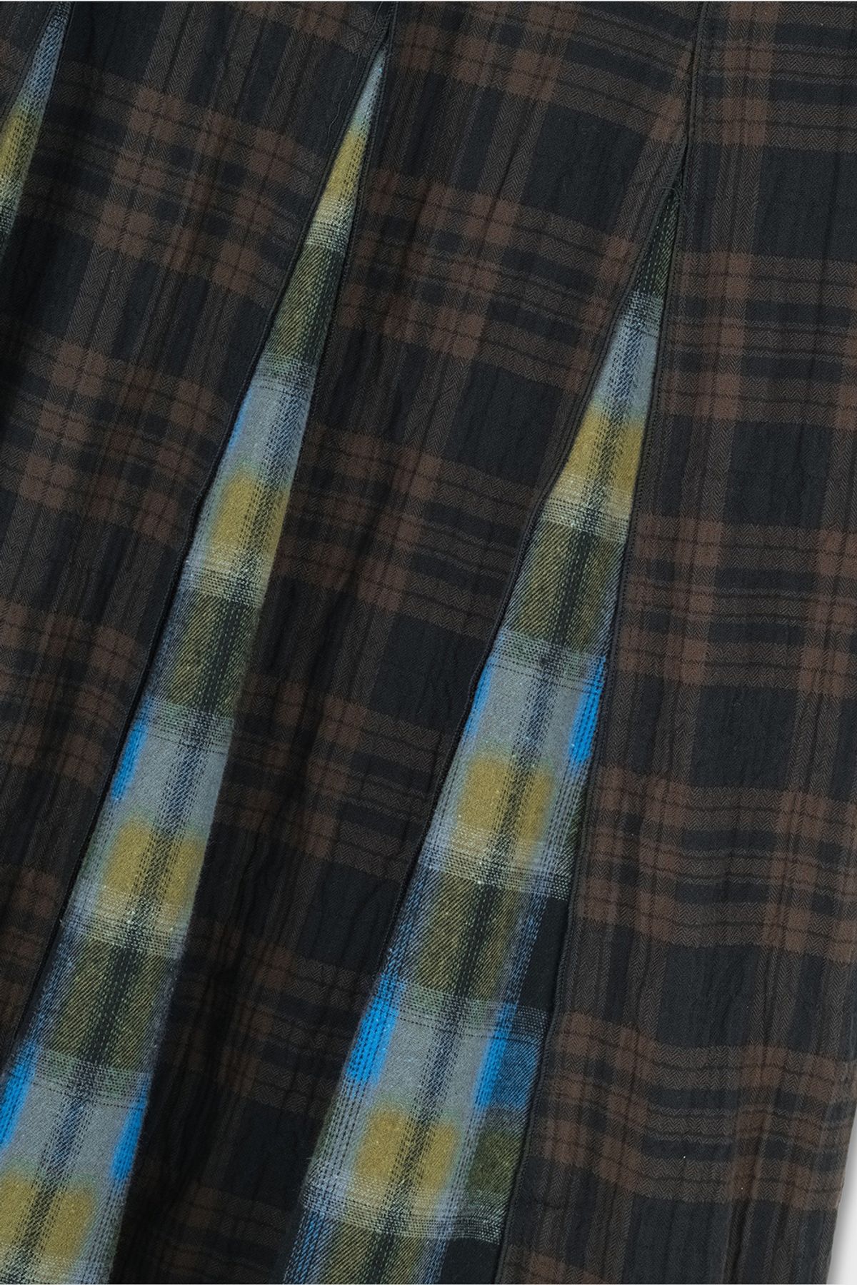 홈바디띵즈(HOMEBODY THINGS) HBT CHECK PATTERN FLARE SKIRT (BROWN-BLUE)