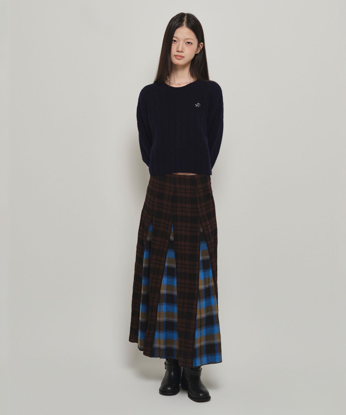 홈바디띵즈(HOMEBODY THINGS) HBT CHECK PATTERN FLARE SKIRT (BROWN-BLUE)