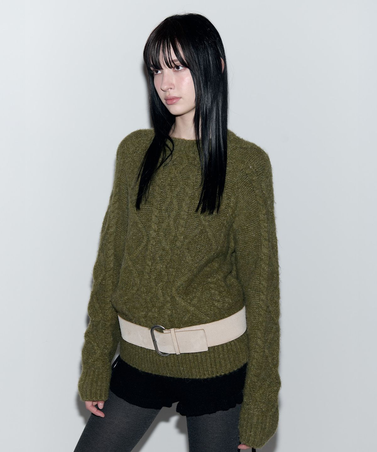 로라로라(ROLAROLA) MOHAIR LOOSE FIT CABLE KNIT KHAKI