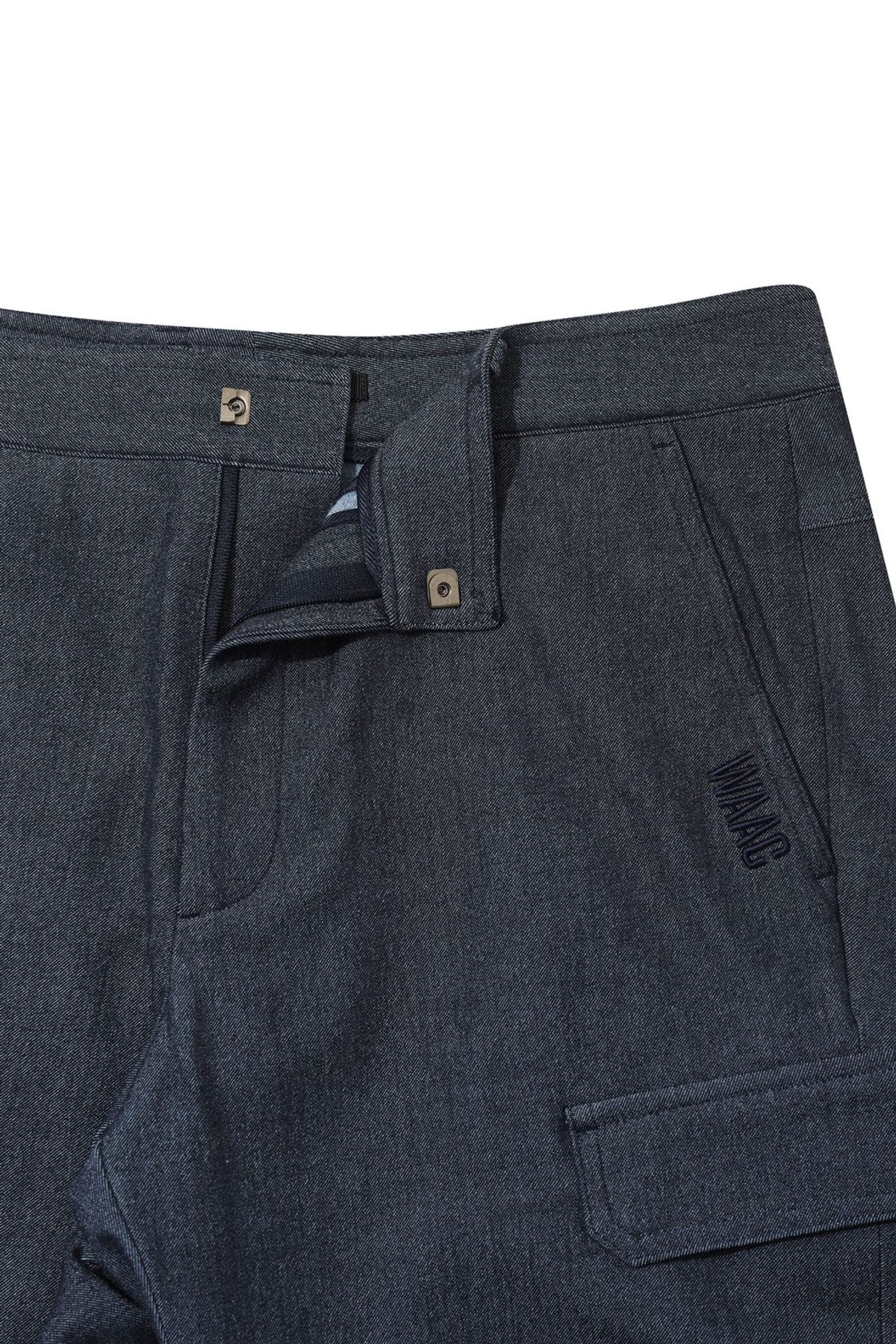 왁(WAAC) Men Denim-like Tapered Cargo Pants WMPNW25701NYD