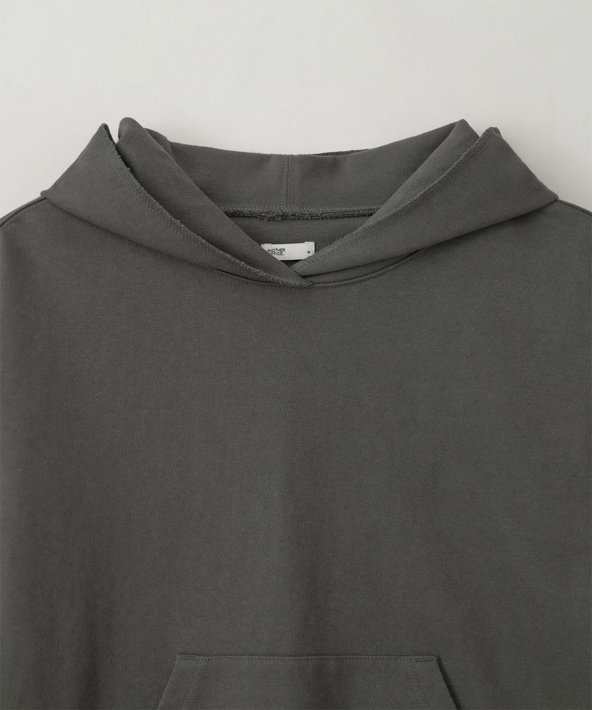 어나더오피스 우먼(ANOTHER OFFICE WOMEN) w. Sewing Hoodie Pullover (Coal)