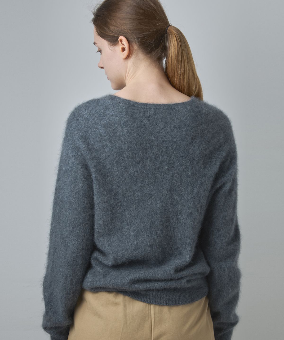 누토프(NUTOFFE) V Cashmere Knit_Gray