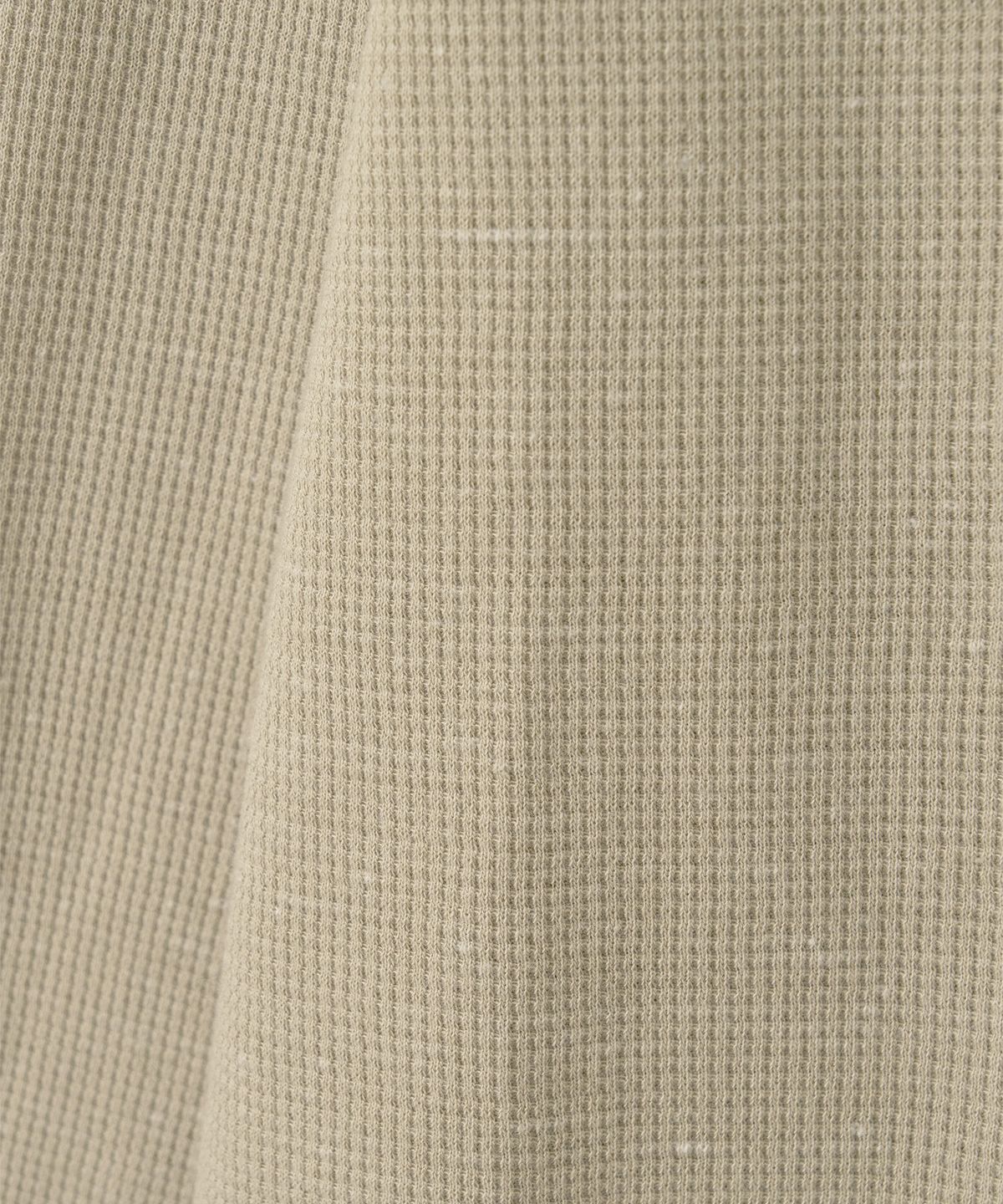 어나더오피스 우먼(ANOTHER OFFICE WOMEN) w. Waffle Henley Shirt (Pale khaki)