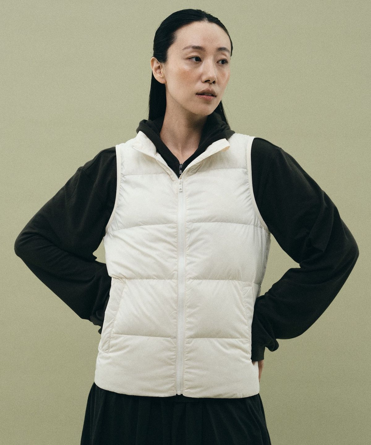 험토(HUMTTO) 공용 덕다운 경량 패딩 조끼 도스 (3color)