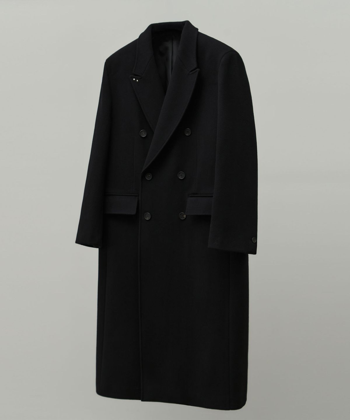 알리스(ALYSS) [WOOL 90] 스터디드 체스터 울 더블 코트 [블랙]