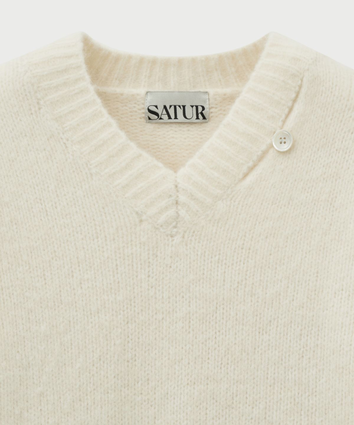 세터(SATUR) (W) 에센 투 톤 모헤어 블렌드 니트 화이트