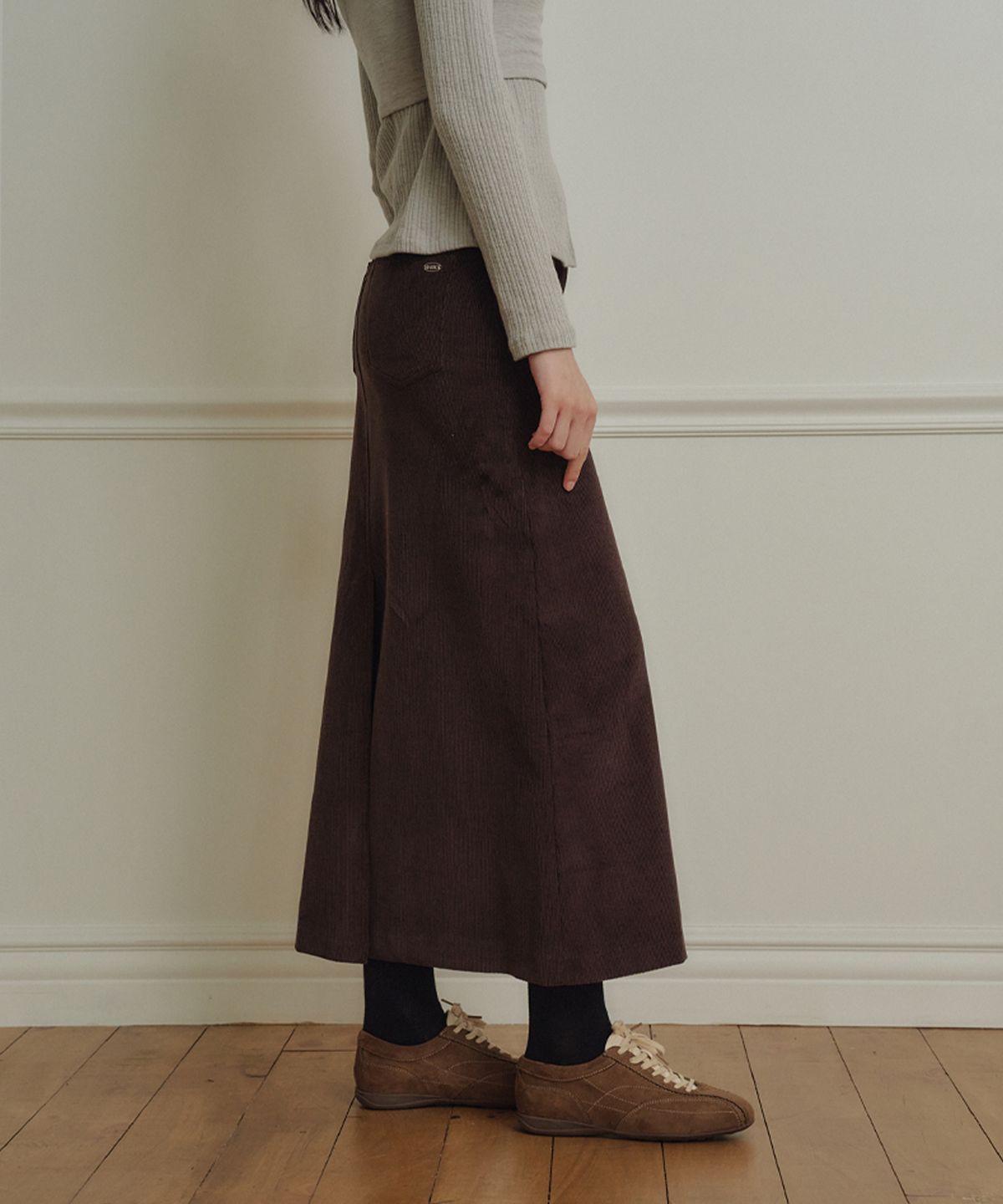 마롯(MARROT) Corduroy Slim Skirt_Brown