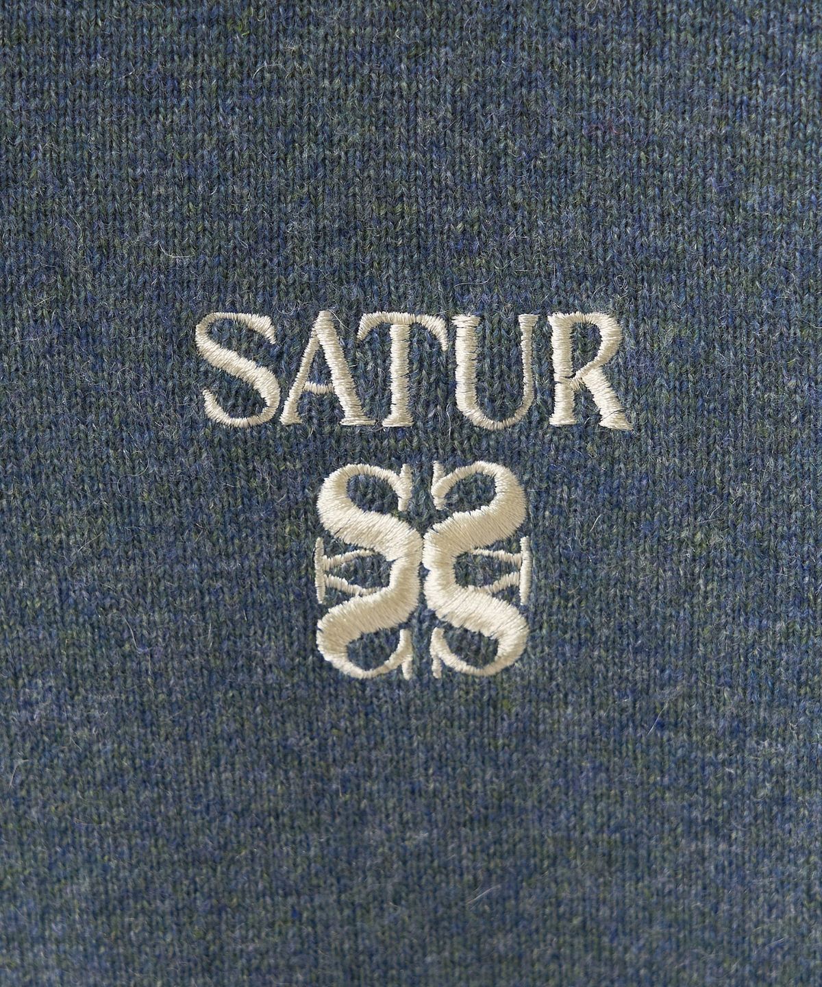 세터(SATUR) 클래식 세미 루즈 핏 니트 후드 블루