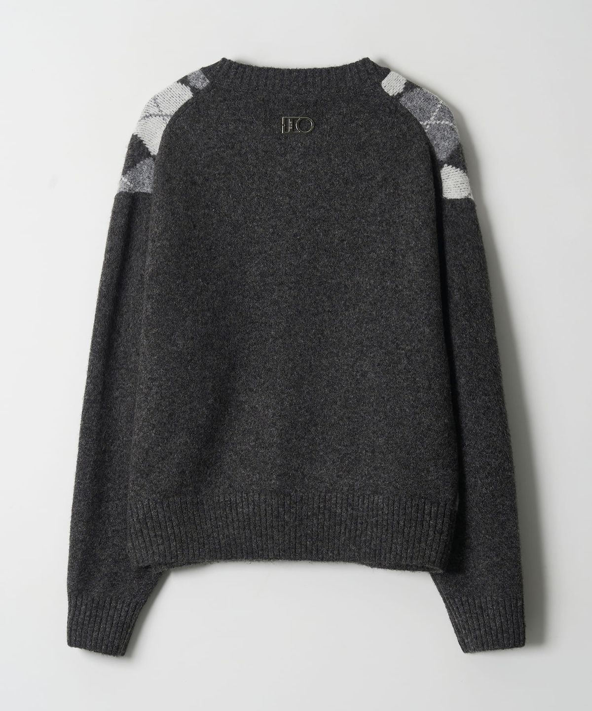디써티원(DTHIRTYONE) Round-Neck Argyle Cardigan (GREY)
