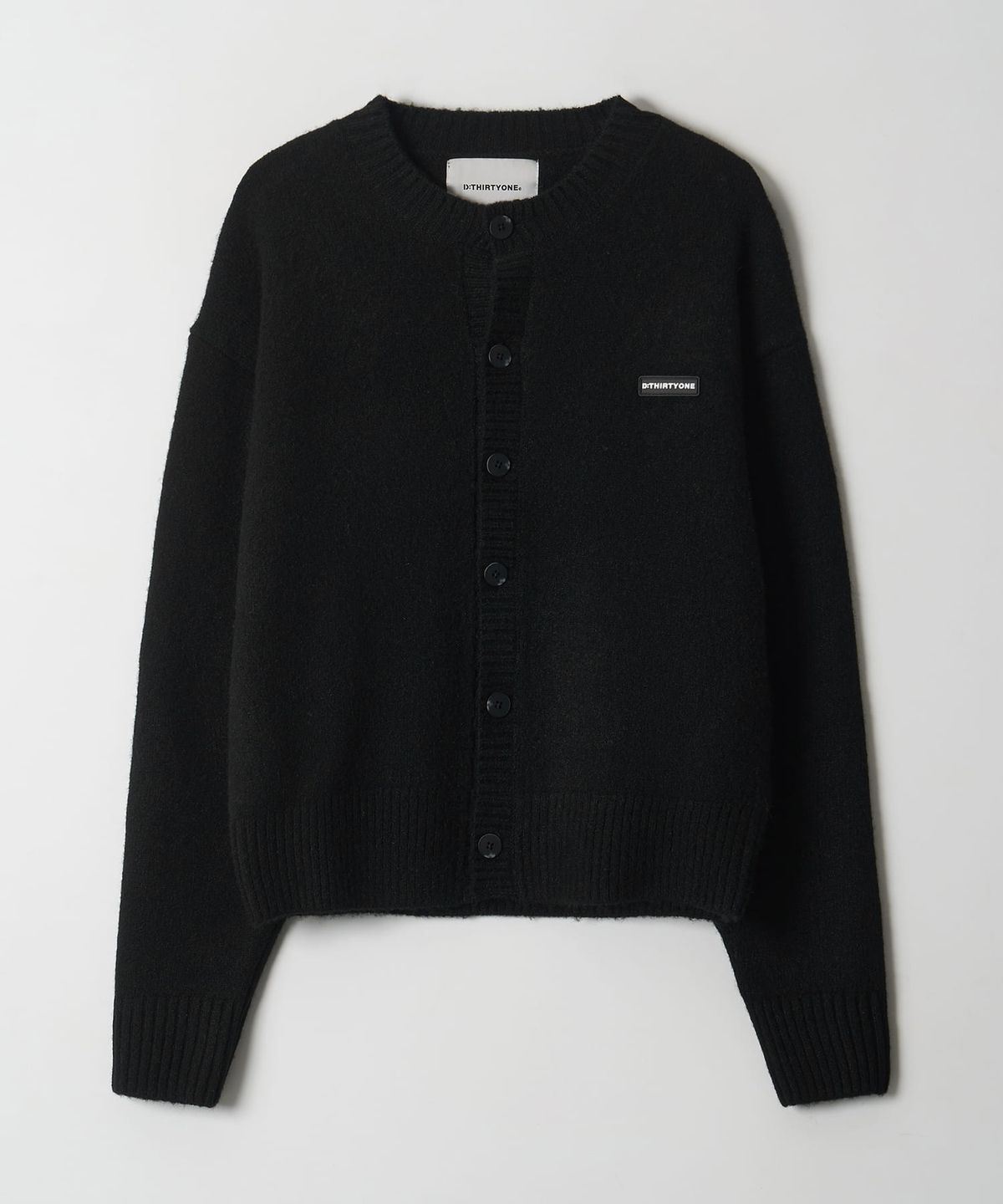 디써티원(DTHIRTYONE) Round-Neck Solid Cardigan (BLACK)