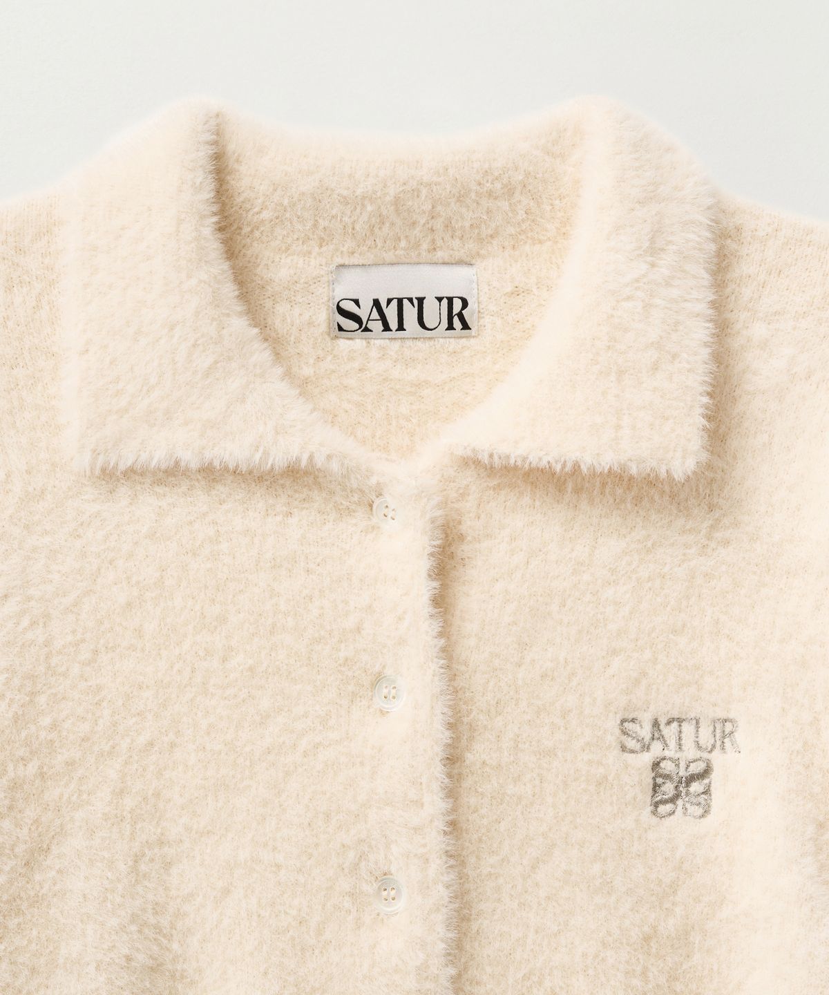 세터(SATUR) (W) 헤어리 칼라 니트 가디건 크림