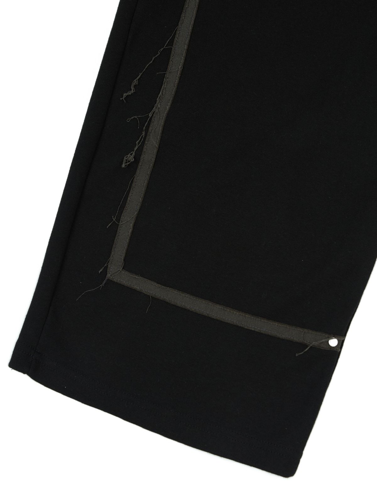 이넥시스(INEXCIS) 컷오프 카펜터 와이드 팬츠 (Black)