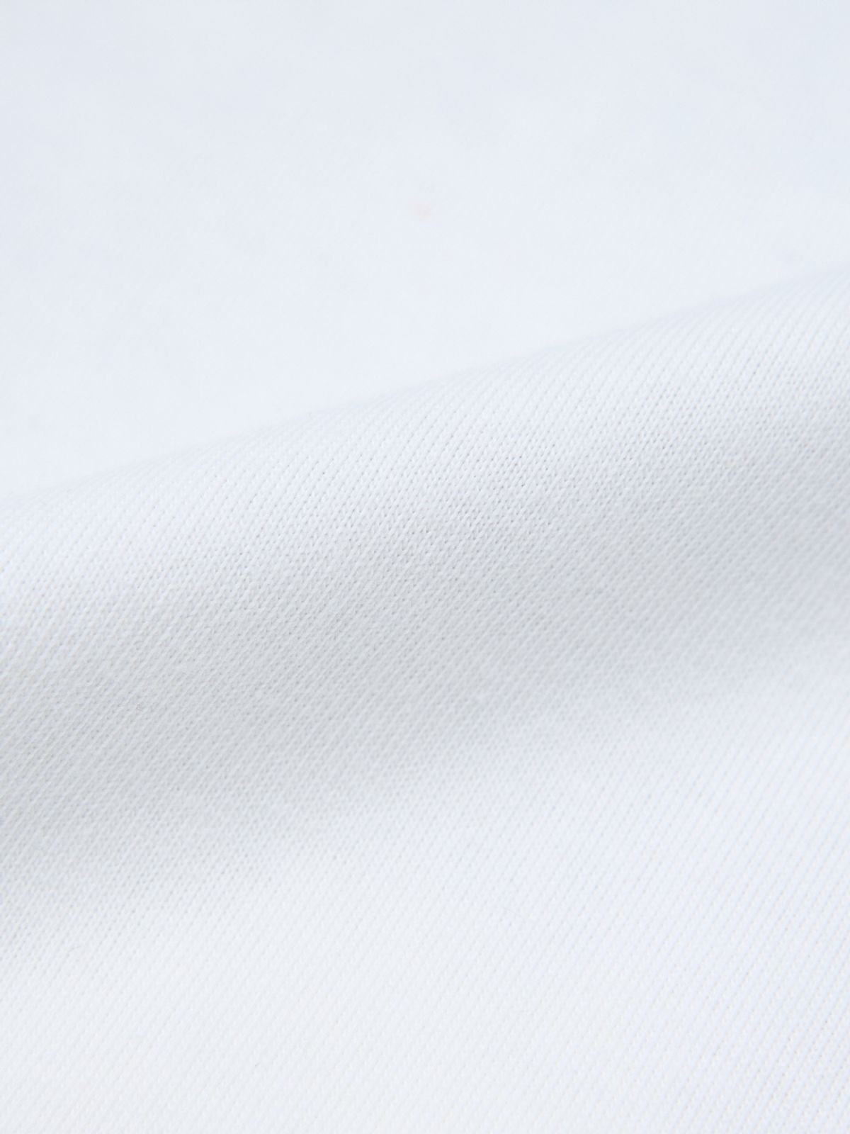 이넥시스(INEXCIS) 사일런트 오라클 롱 슬리브 (White)